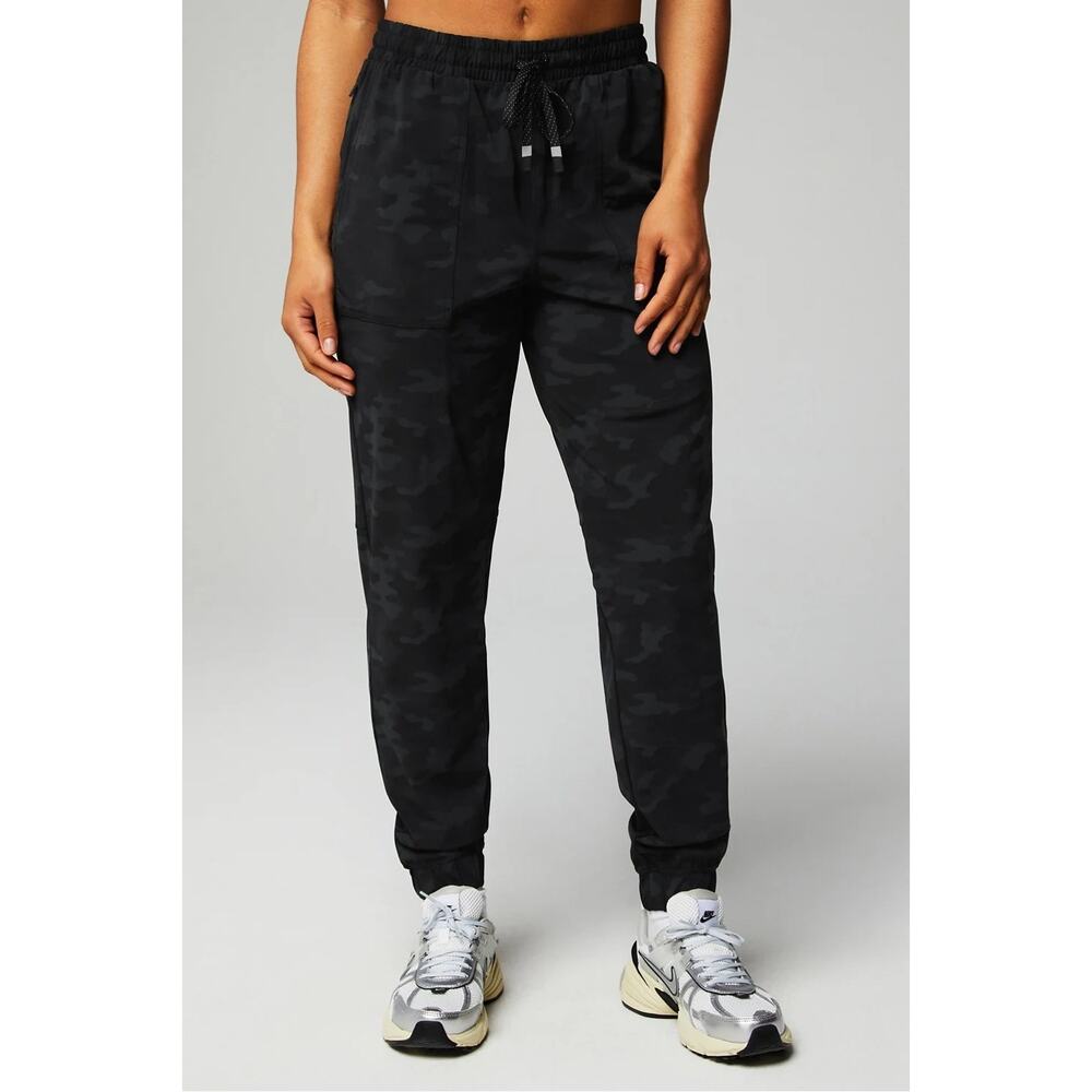 New Fabletics The One Jogger Women's Tonal Camo size M